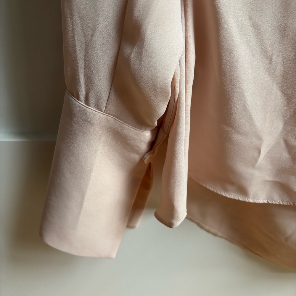 Chelsea28 Blouse - Picture 3 of 4
